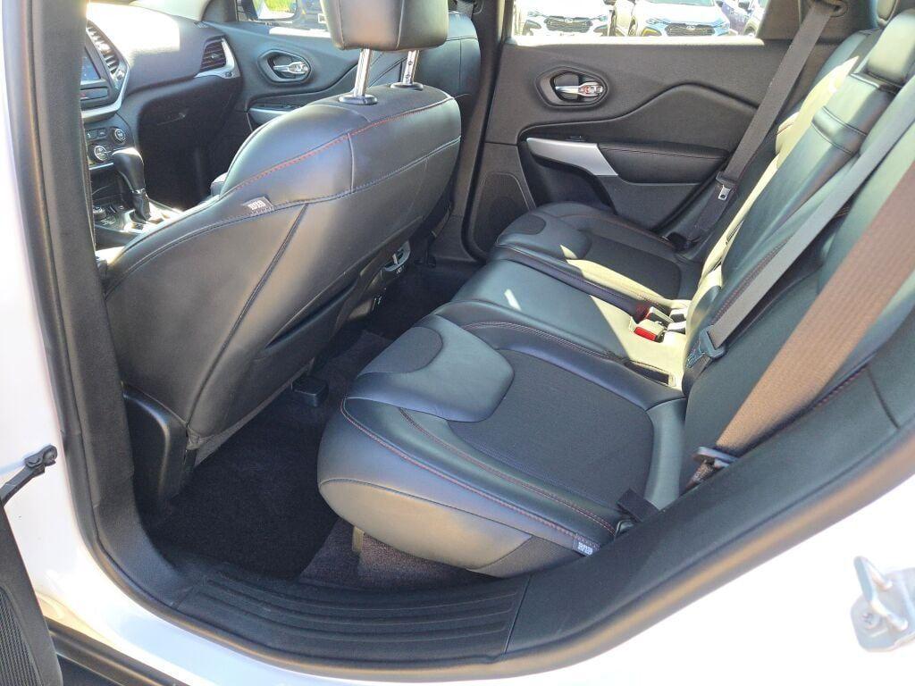 used 2018 Jeep Cherokee car, priced at $16,446