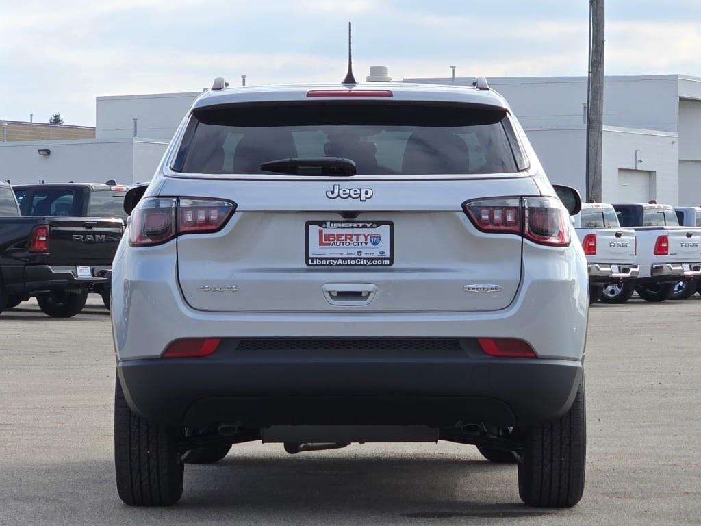 new 2025 Jeep Compass car, priced at $32,410