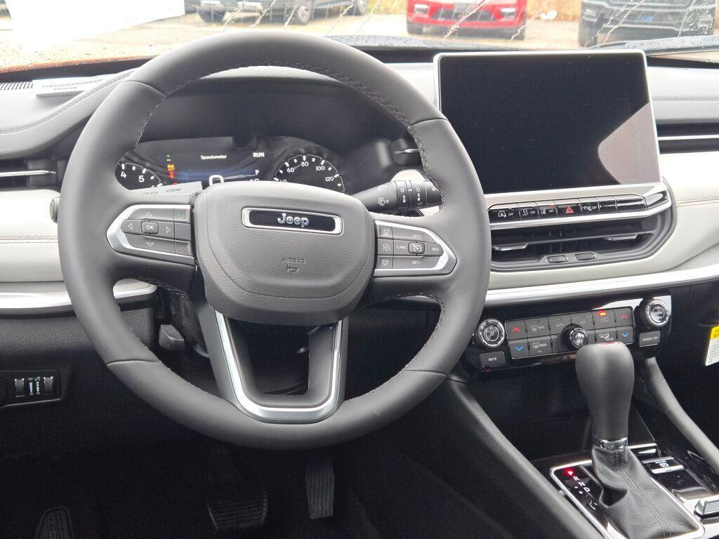 new 2026 Jeep Compass car, priced at $33,250