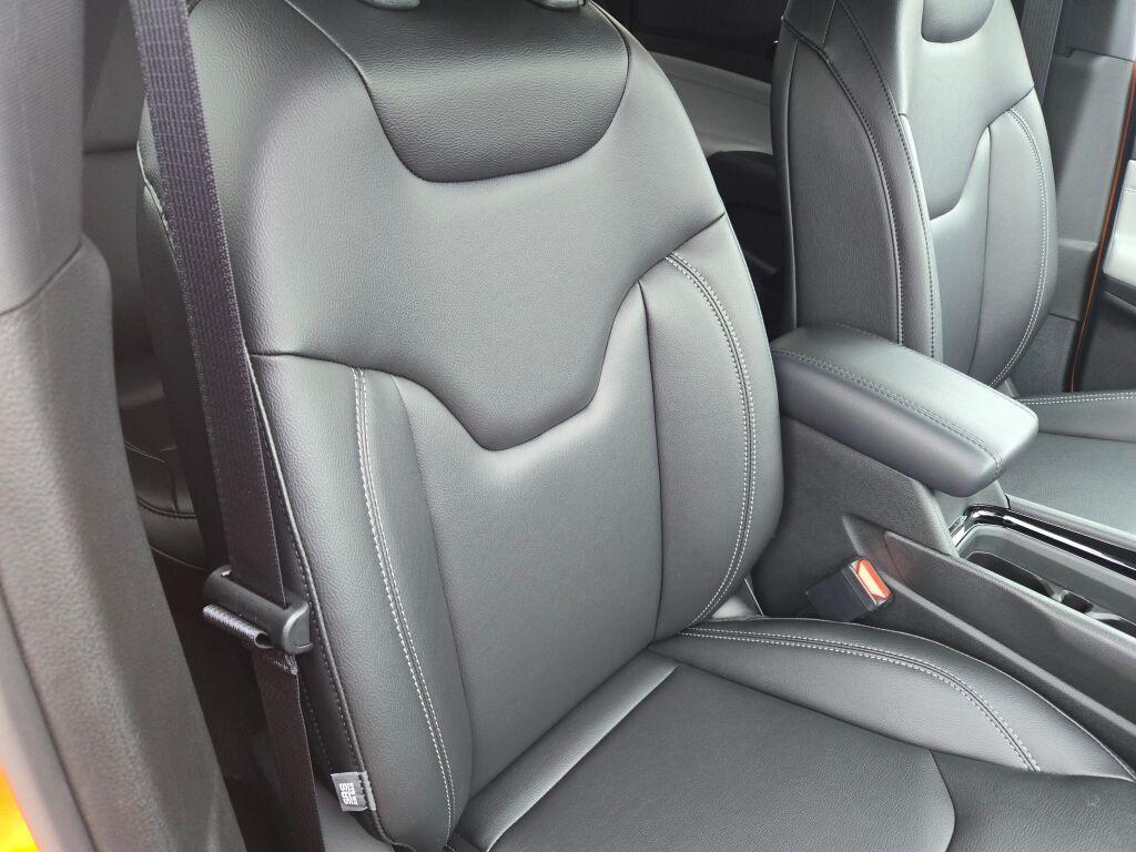 new 2026 Jeep Compass car, priced at $33,250