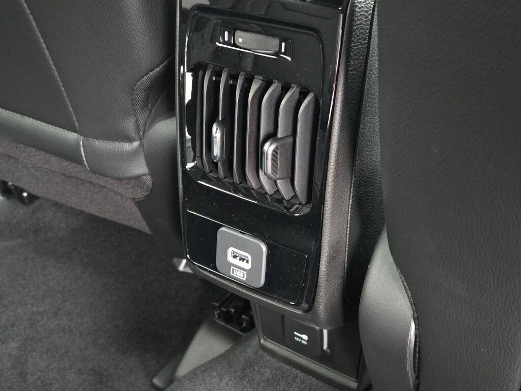 new 2026 Jeep Compass car, priced at $33,250