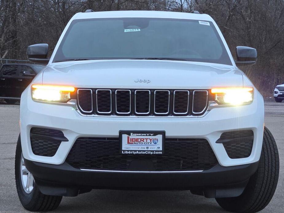 new 2025 Jeep Grand Cherokee car, priced at $40,830