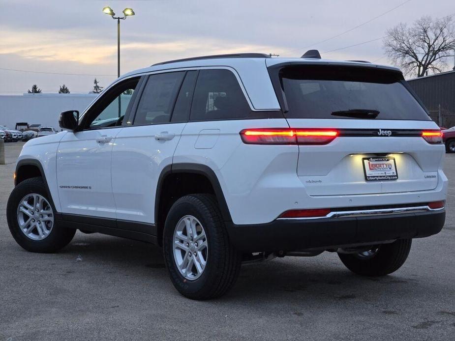 new 2025 Jeep Grand Cherokee car, priced at $40,830