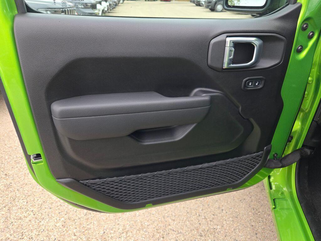 new 2026 Jeep Wrangler car, priced at $41,000