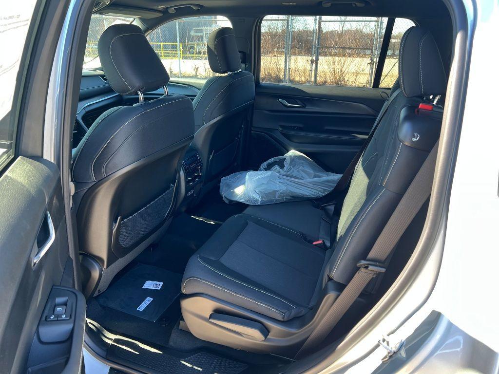 new 2025 Jeep Grand Cherokee L car, priced at $47,465