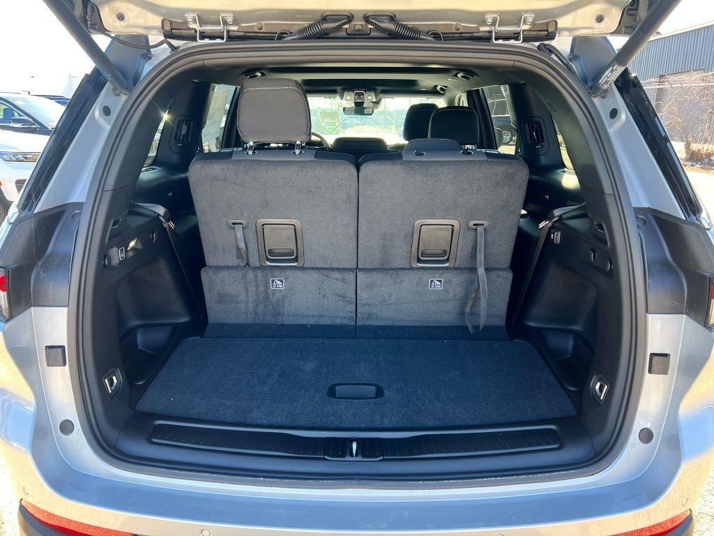 new 2025 Jeep Grand Cherokee L car, priced at $47,465