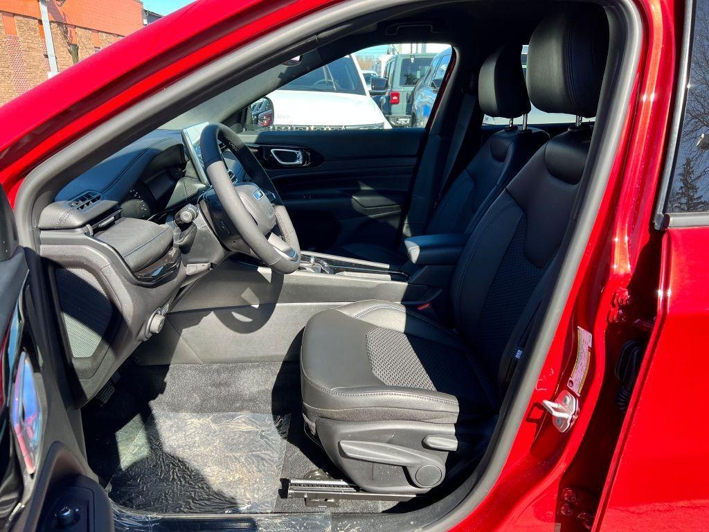 new 2025 Jeep Compass car, priced at $32,355