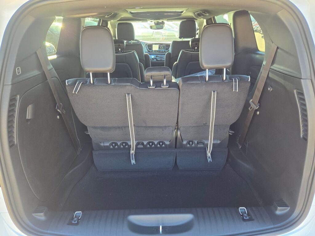 new 2026 Chrysler Pacifica car, priced at $52,385