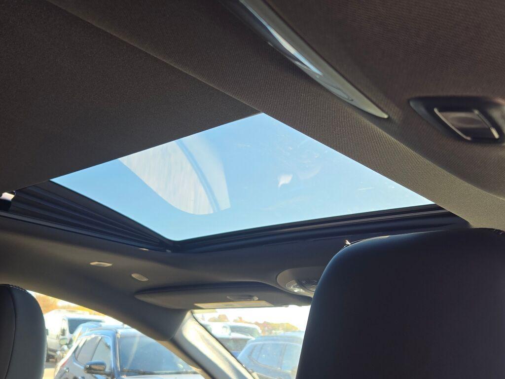 new 2026 Chrysler Pacifica car, priced at $52,385