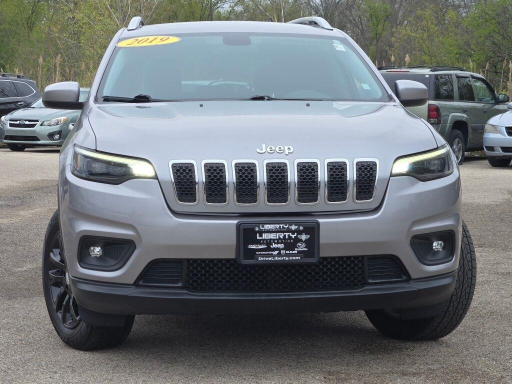 used 2019 Jeep Cherokee car, priced at $14,566