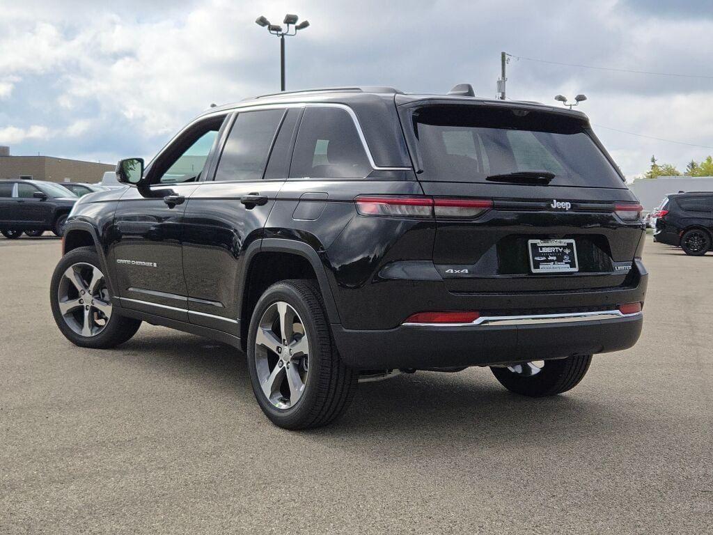 new 2025 Jeep Grand Cherokee car, priced at $50,745