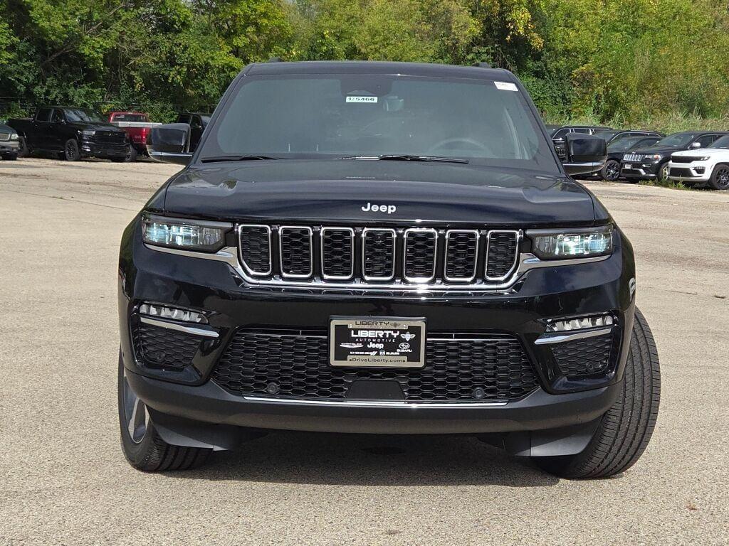 new 2025 Jeep Grand Cherokee car, priced at $50,745
