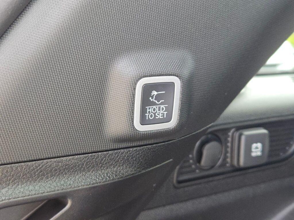 new 2025 Jeep Grand Cherokee car, priced at $50,745