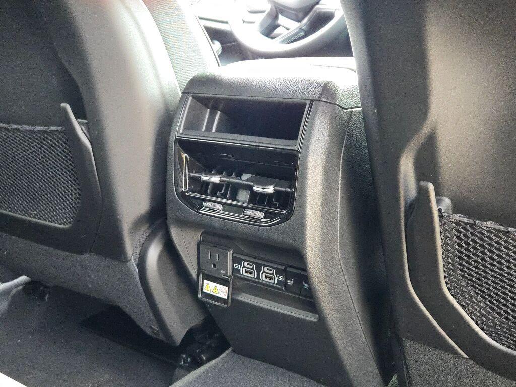 new 2025 Jeep Grand Cherokee car, priced at $50,745