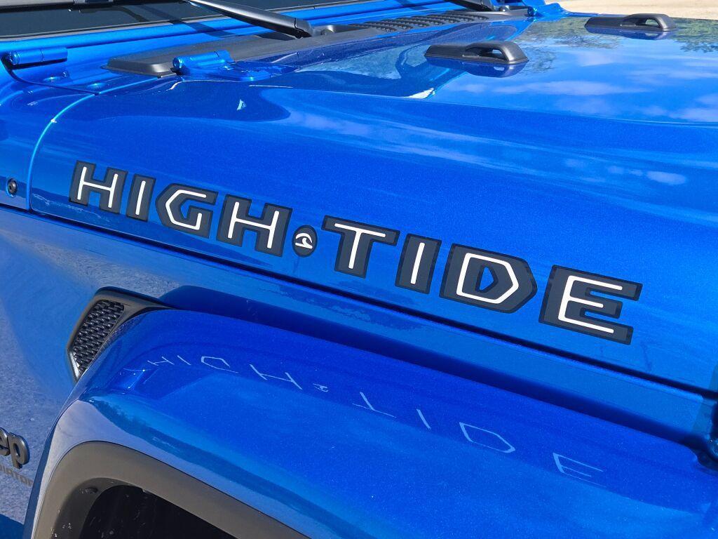new 2025 Jeep Gladiator car
