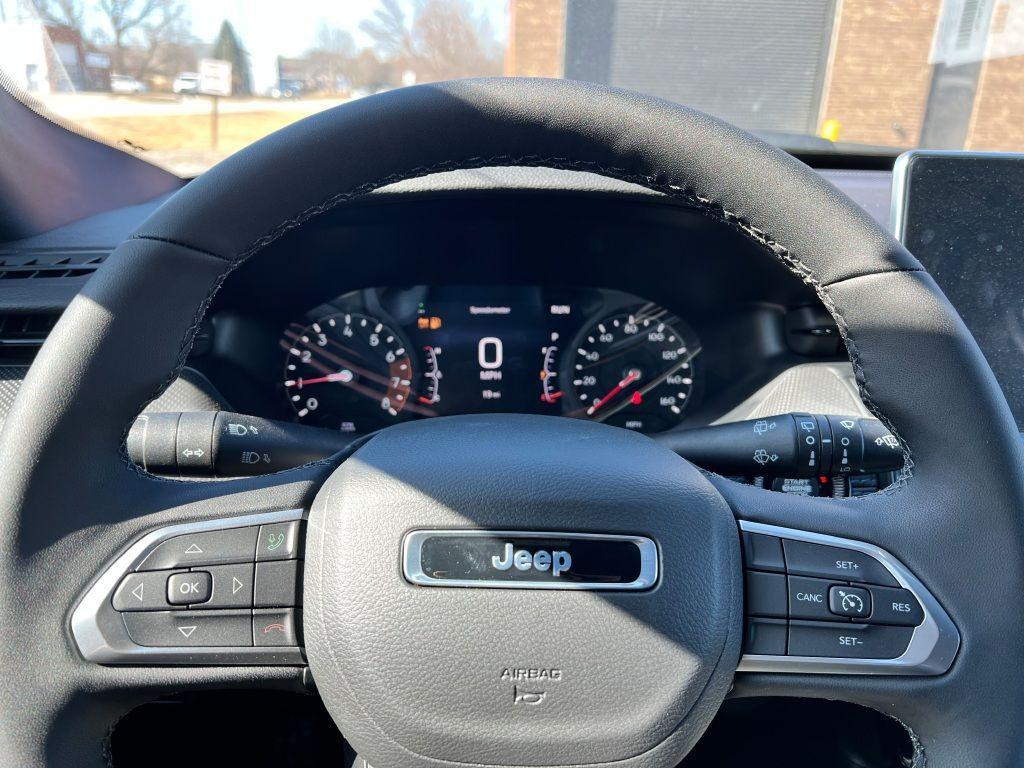 new 2025 Jeep Compass car, priced at $32,860