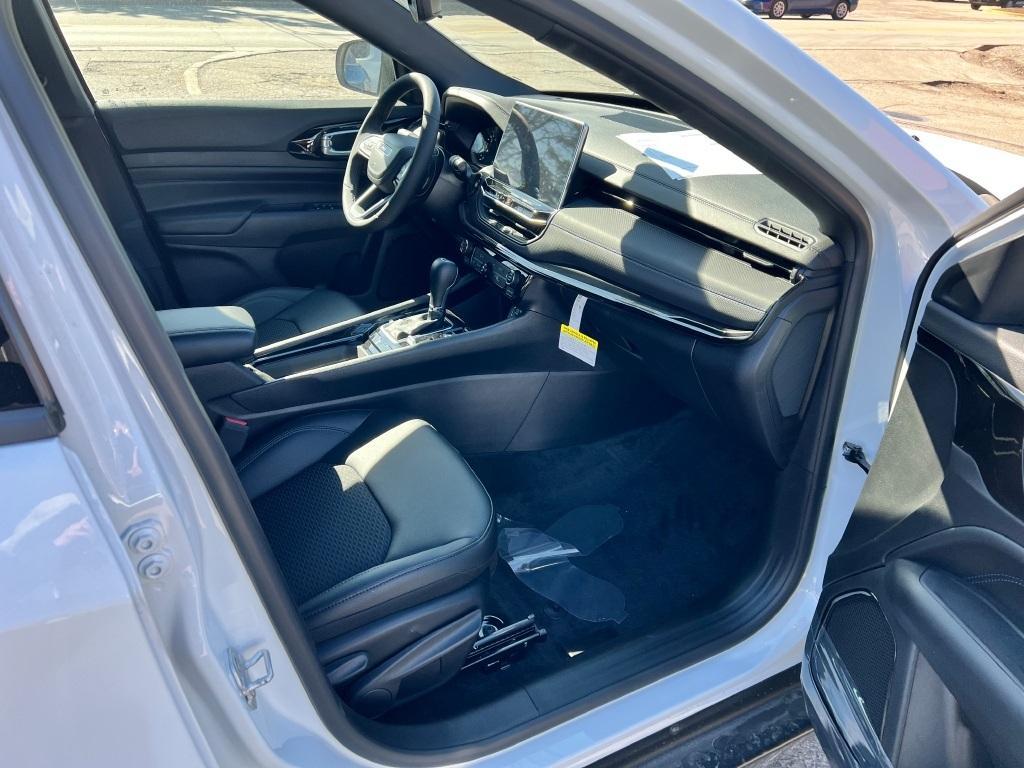 new 2025 Jeep Compass car, priced at $32,860