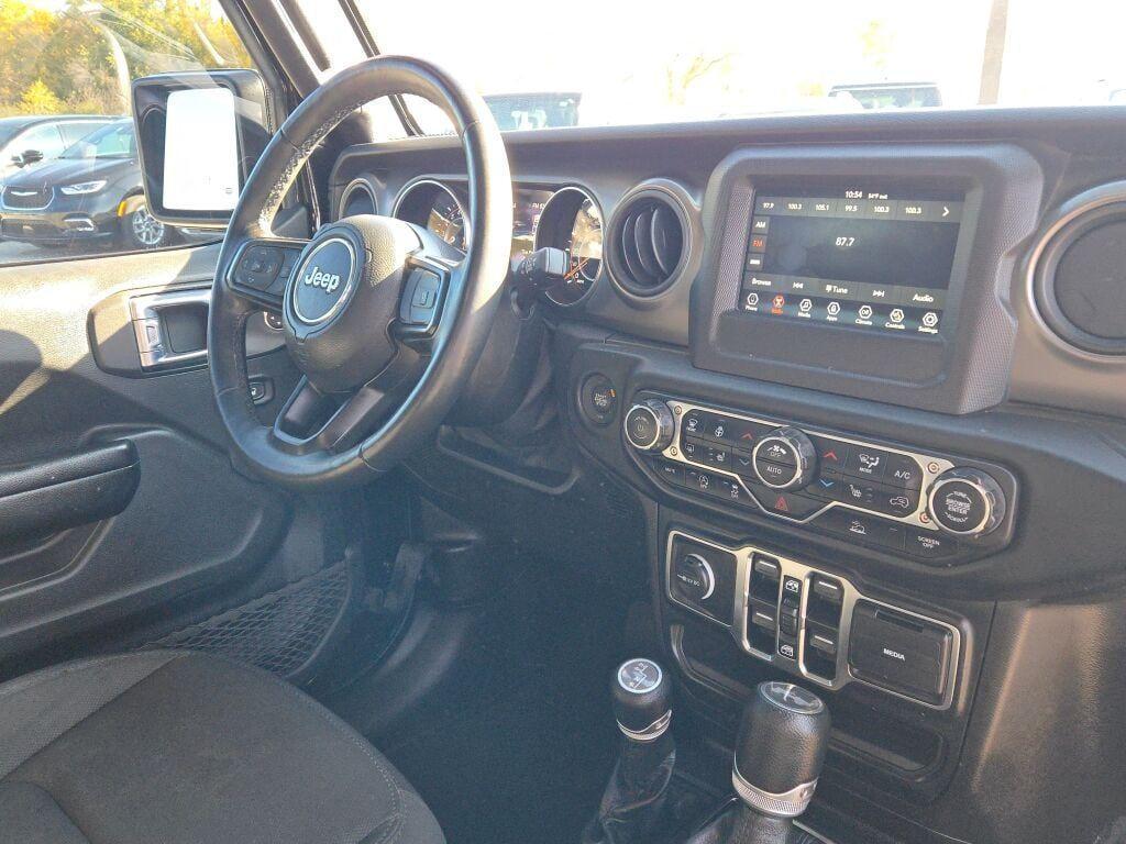 used 2021 Jeep Wrangler Unlimited car, priced at $26,995