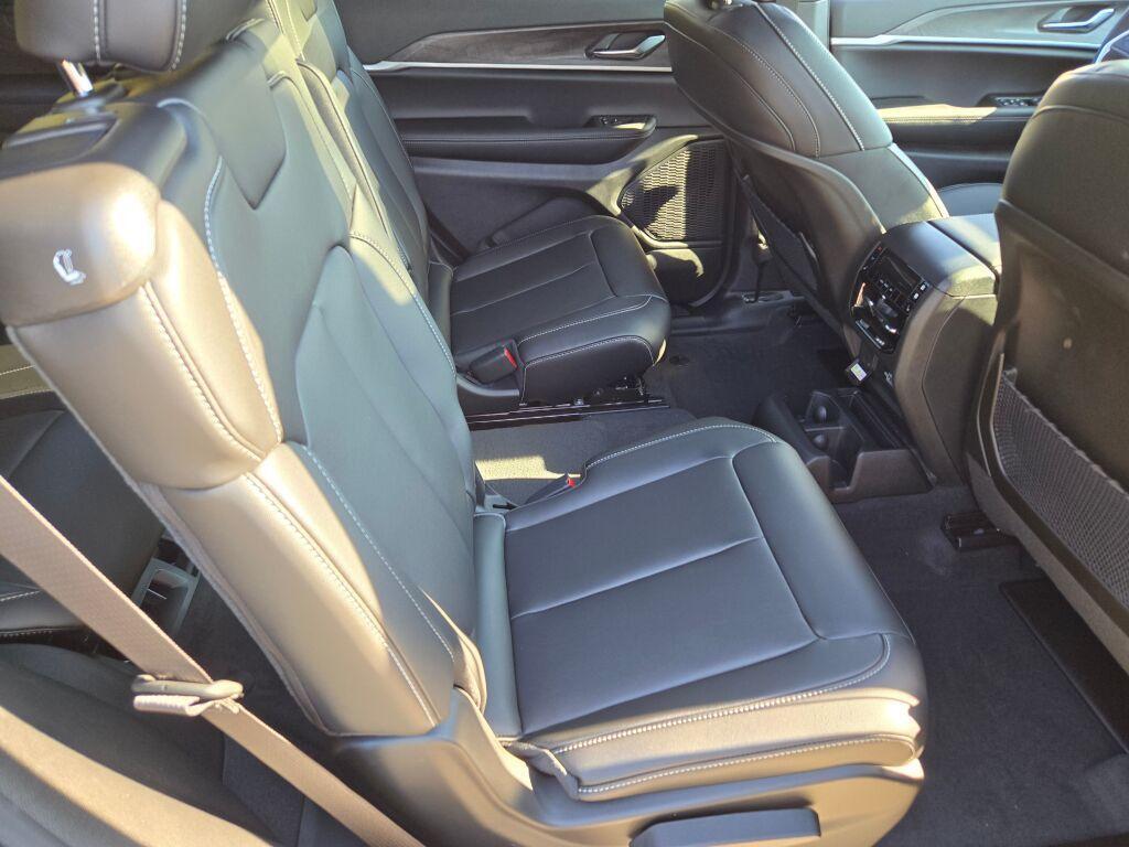 new 2025 Jeep Grand Cherokee L car, priced at $47,395