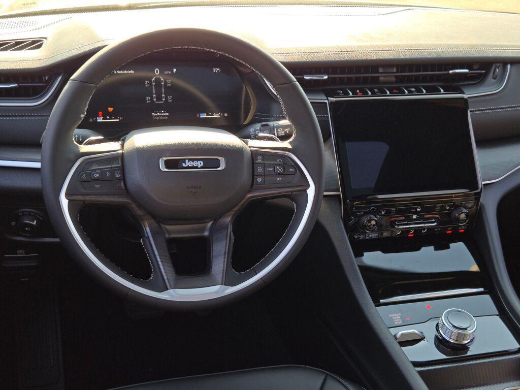 new 2025 Jeep Grand Cherokee L car, priced at $47,395