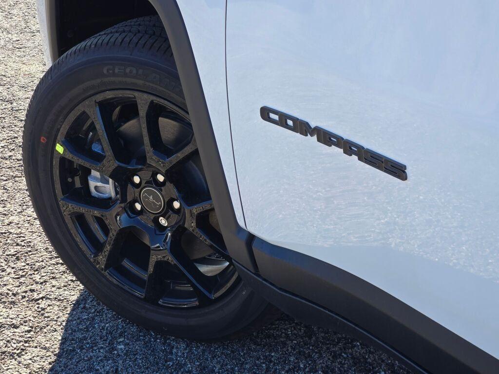 new 2026 Jeep Compass car, priced at $31,500