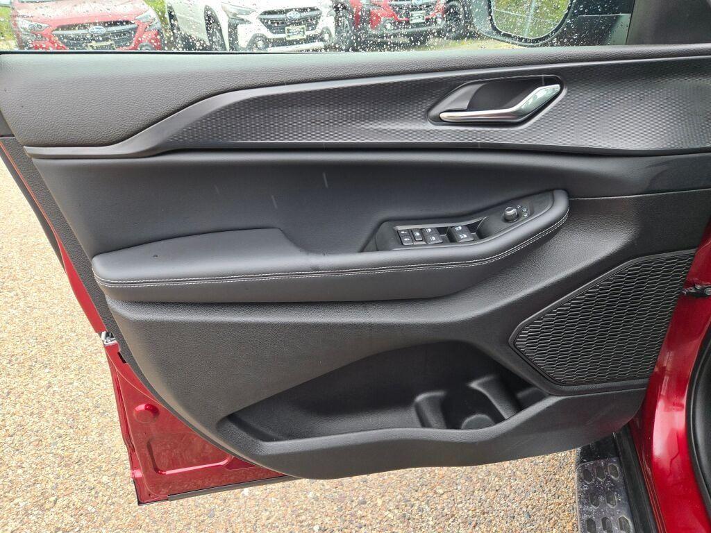 used 2024 Jeep Grand Cherokee car, priced at $32,889