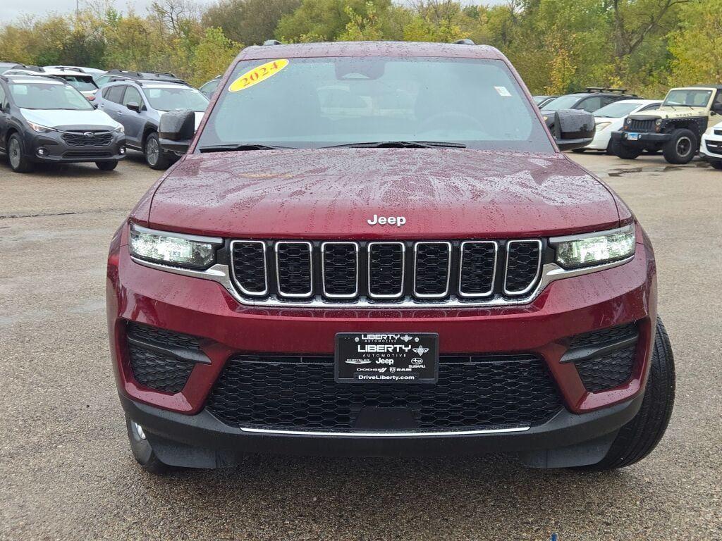 used 2024 Jeep Grand Cherokee car, priced at $32,889