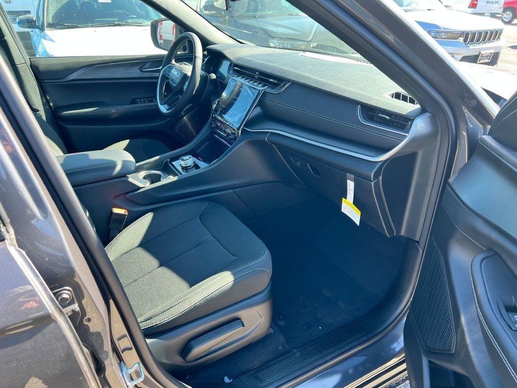 new 2025 Jeep Grand Cherokee L car, priced at $47,465