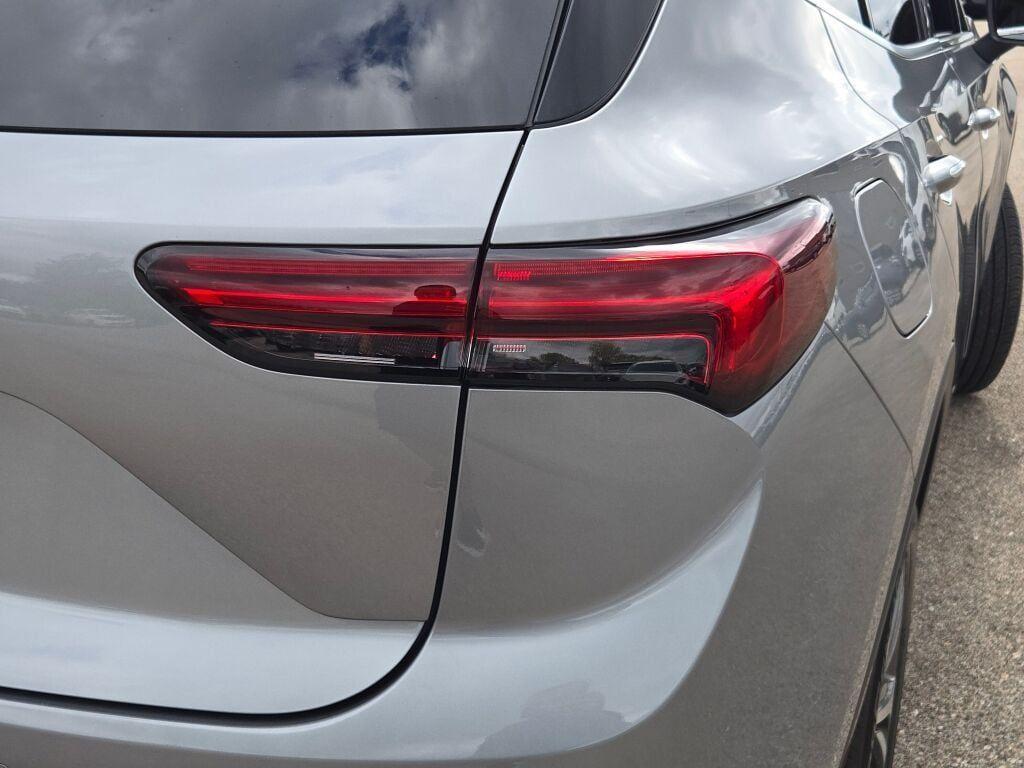 used 2023 Buick Envision car, priced at $26,807