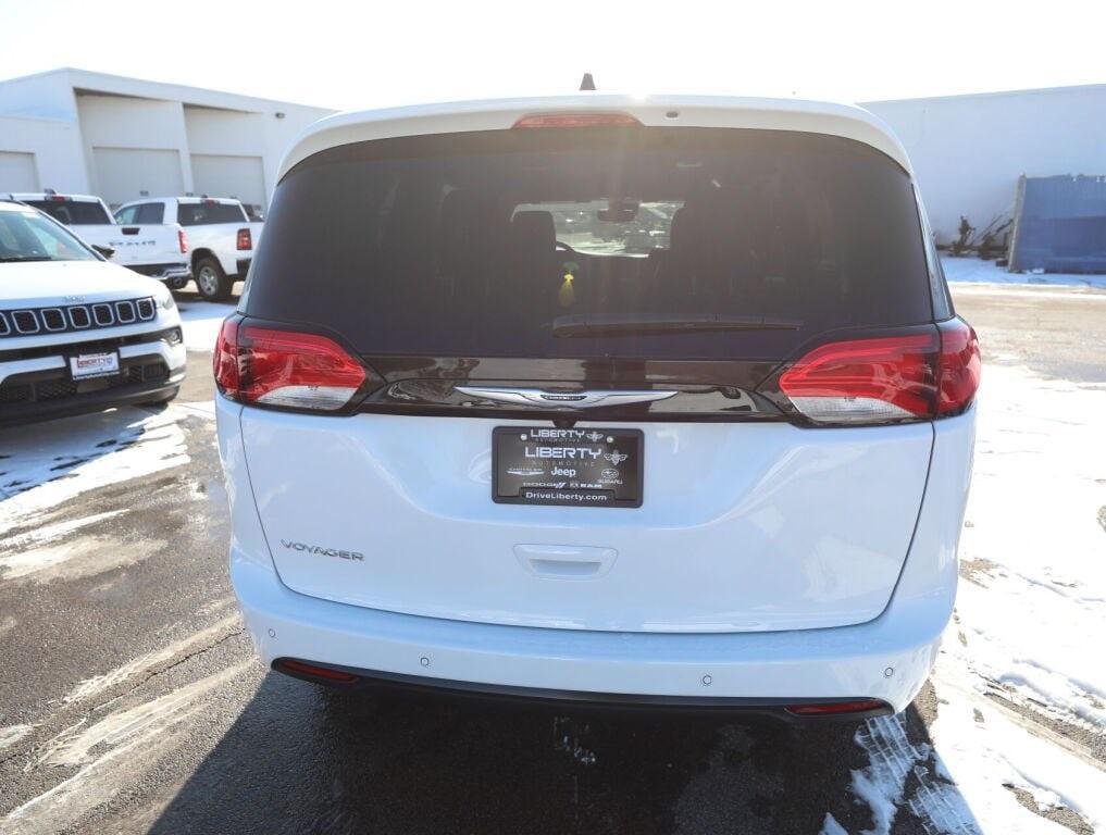 new 2025 Chrysler Voyager car, priced at $41,690