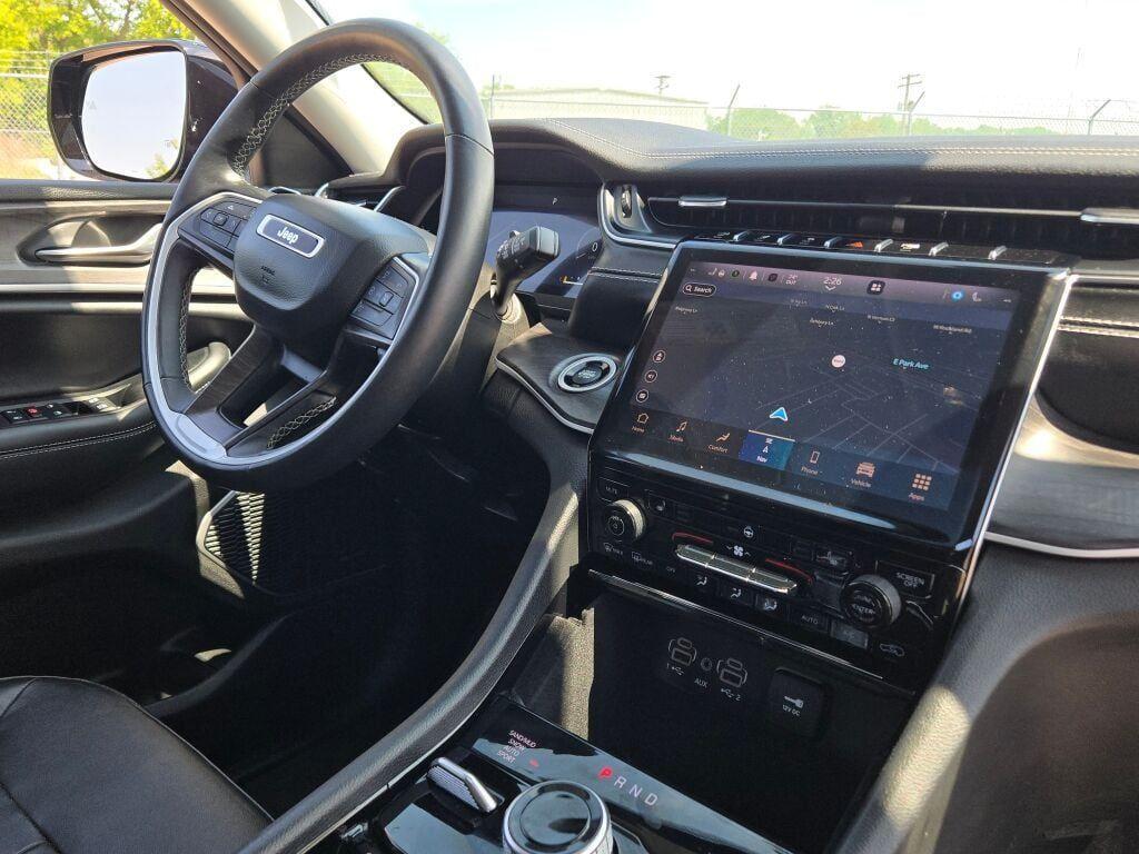 used 2022 Jeep Grand Cherokee car, priced at $34,403
