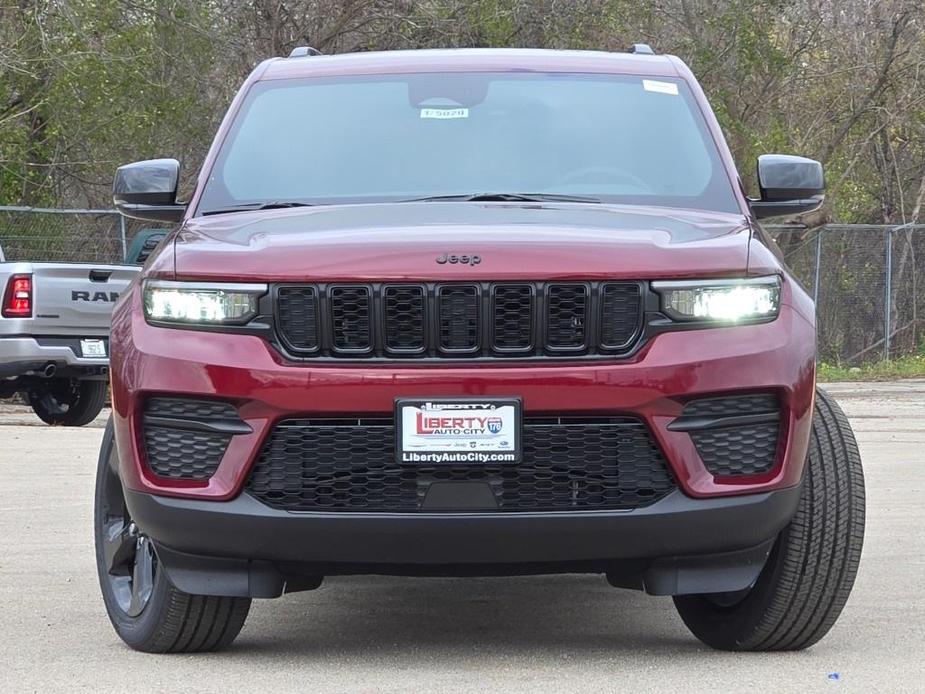 new 2025 Jeep Grand Cherokee car, priced at $44,470