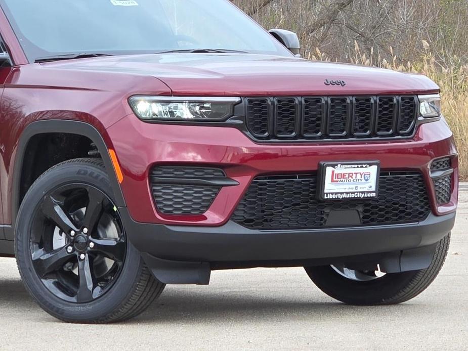 new 2025 Jeep Grand Cherokee car, priced at $44,470