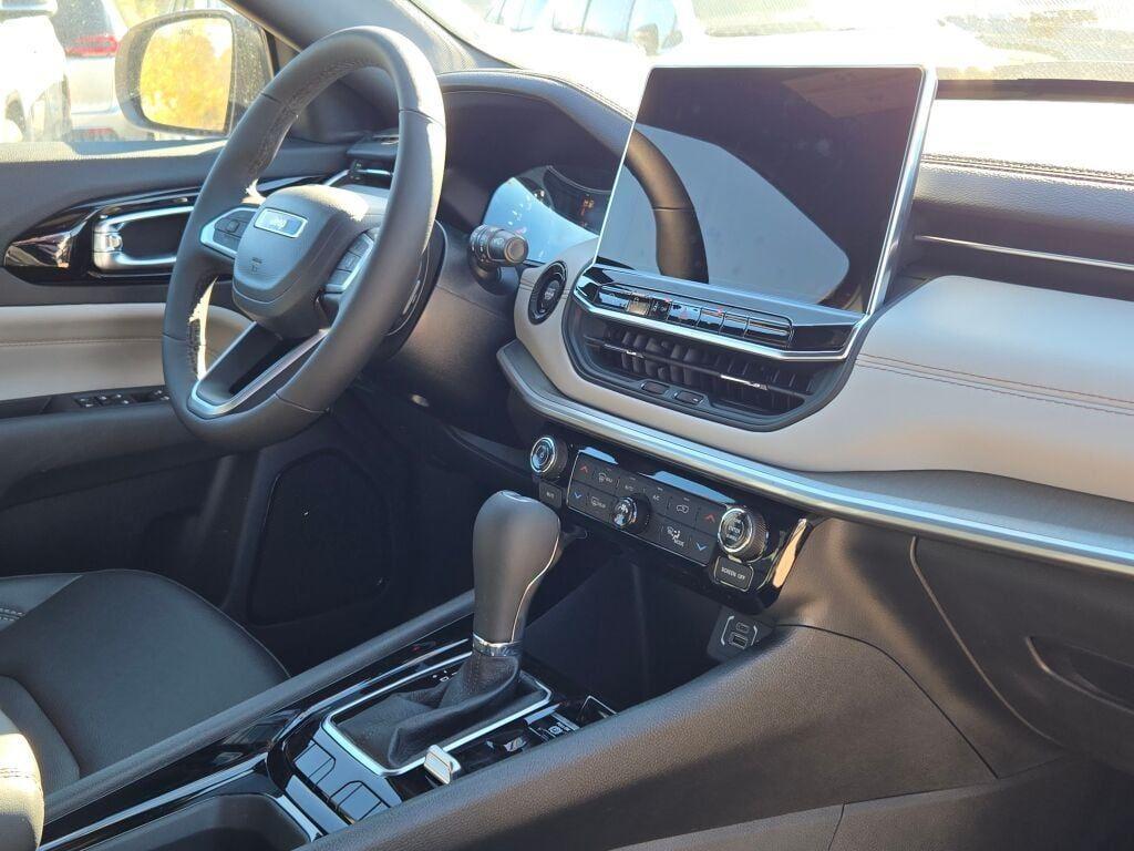 new 2026 Jeep Compass car, priced at $30,905