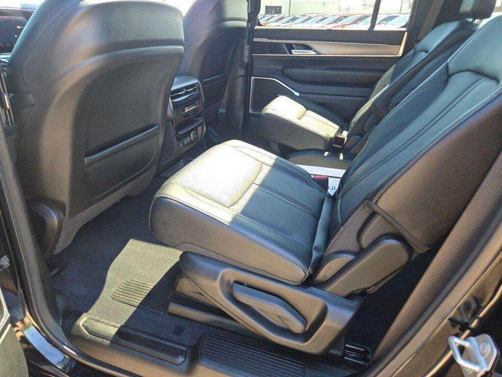 used 2024 Jeep Wagoneer car, priced at $67,695