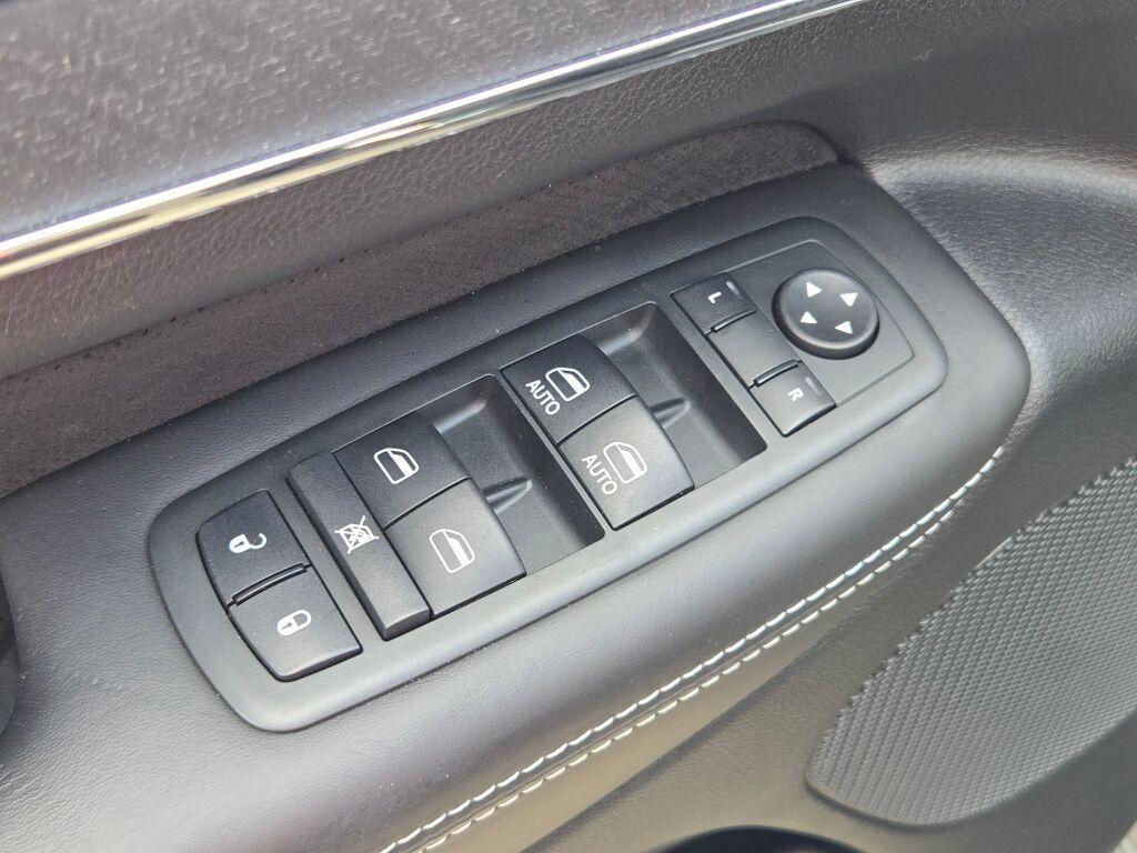 used 2012 Jeep Grand Cherokee car, priced at $30,489
