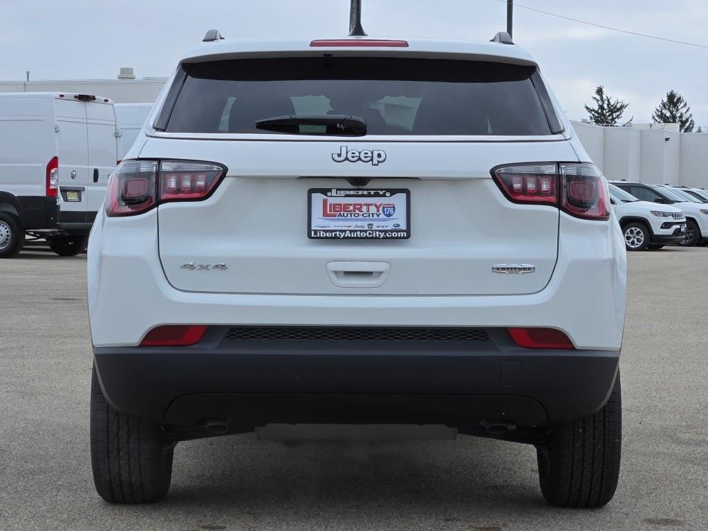 new 2025 Jeep Compass car, priced at $29,765