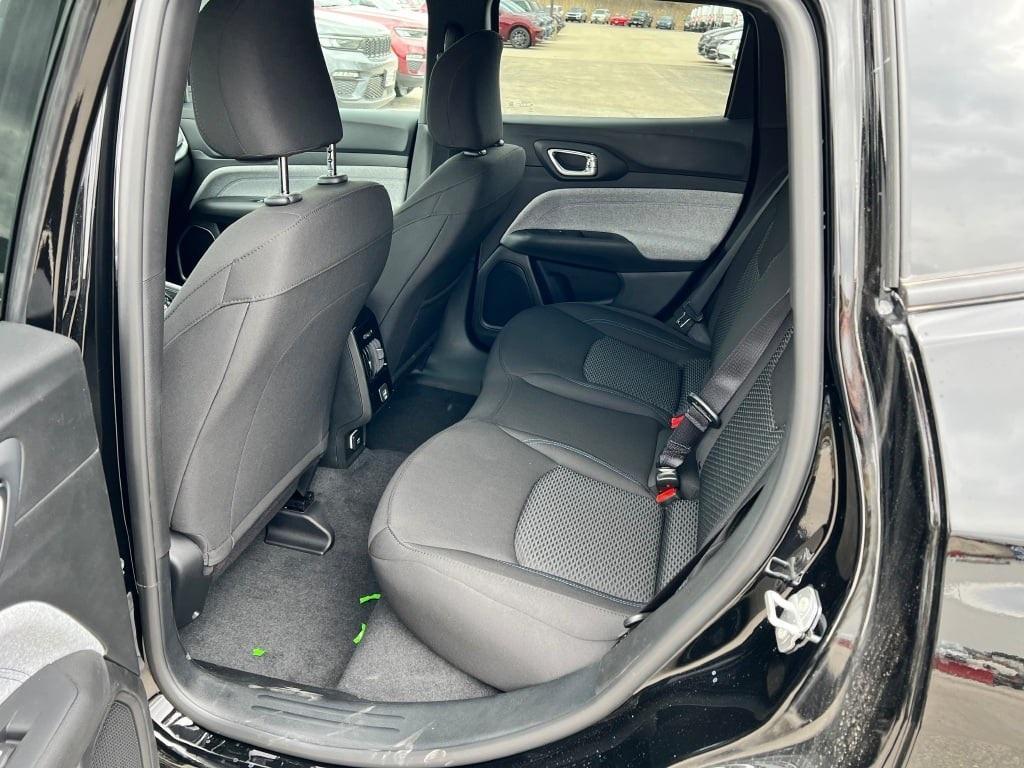 new 2025 Jeep Compass car, priced at $30,190