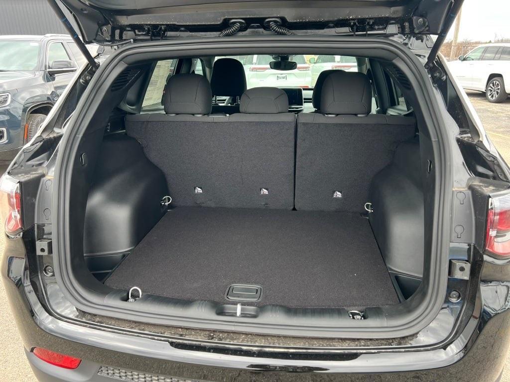 new 2025 Jeep Compass car, priced at $30,190