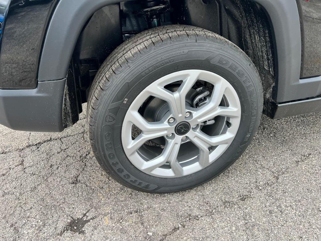 new 2025 Jeep Compass car, priced at $30,190