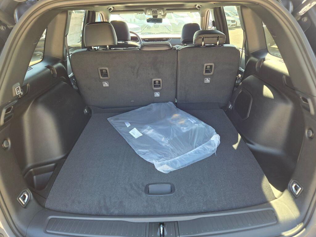 new 2025 Jeep Grand Cherokee car, priced at $53,018