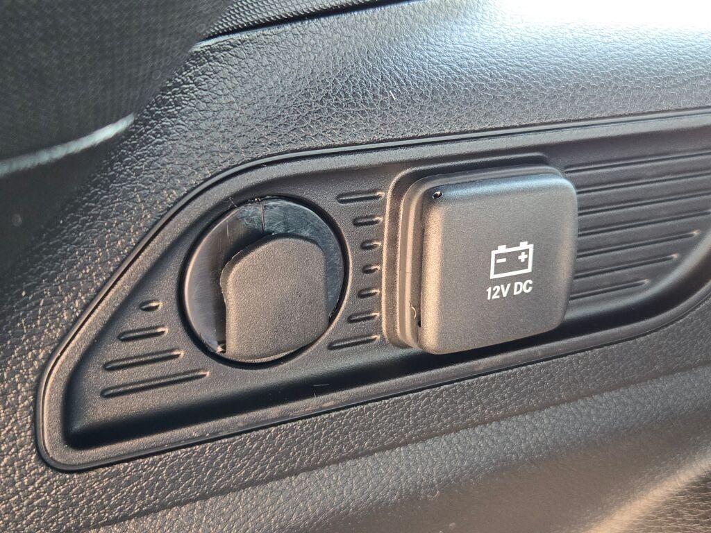 new 2025 Jeep Grand Cherokee car, priced at $53,018