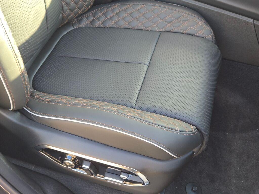 new 2025 Jeep Grand Cherokee car, priced at $63,650