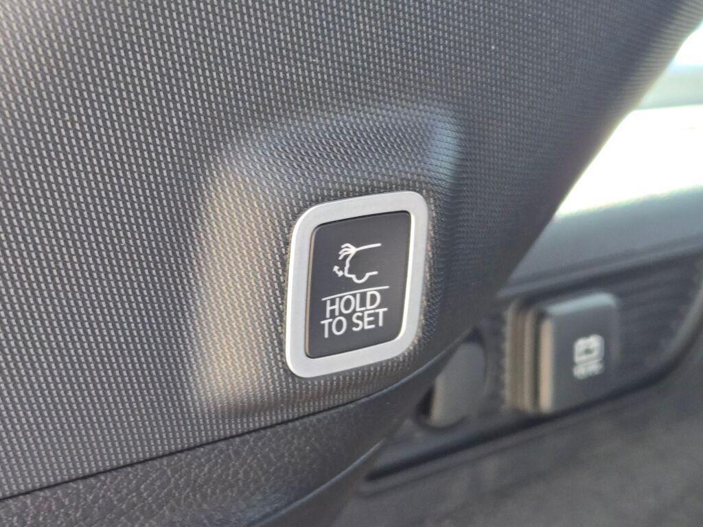 new 2025 Jeep Grand Cherokee car, priced at $63,650