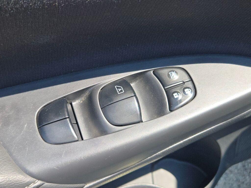 used 2018 Nissan Sentra car, priced at $5,929
