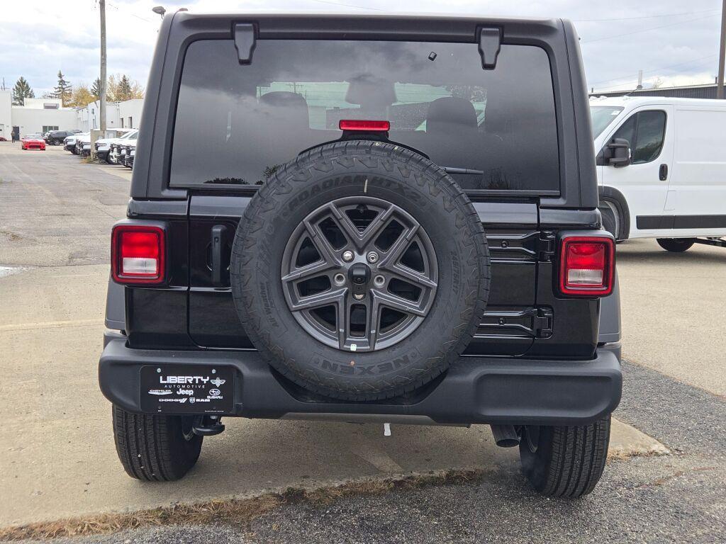 new 2026 Jeep Wrangler car, priced at $44,112