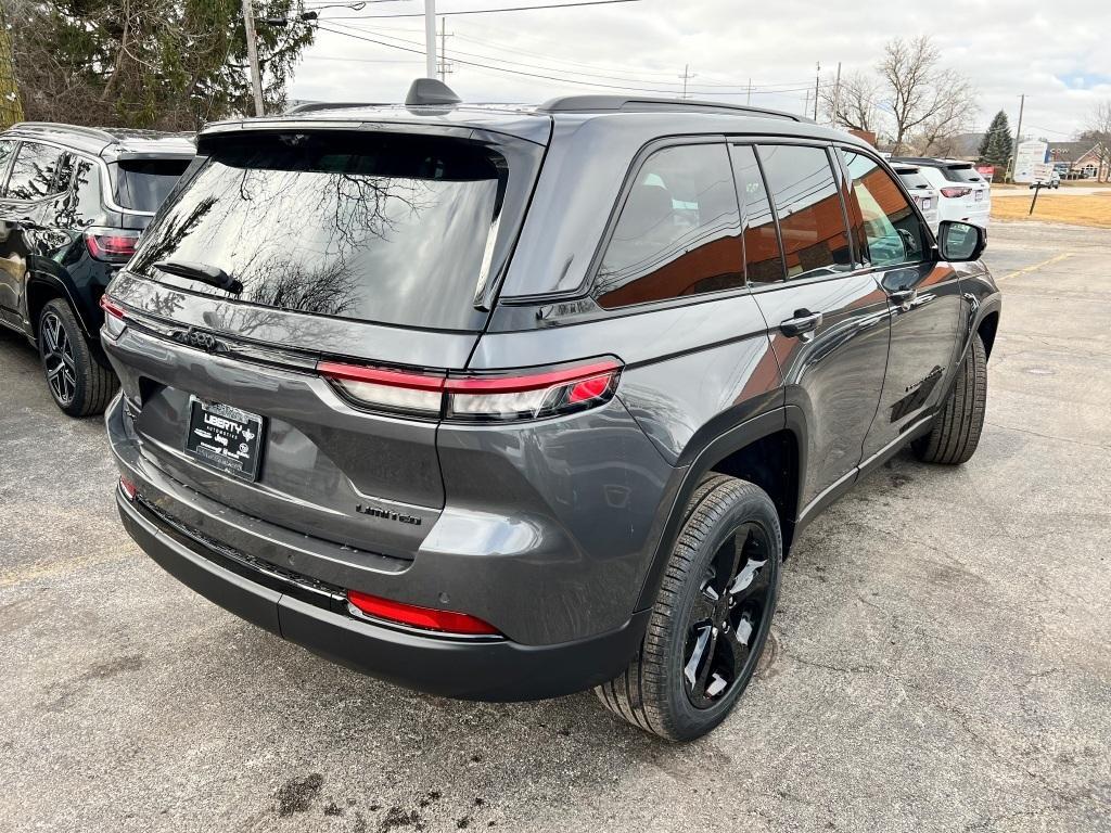 new 2025 Jeep Grand Cherokee car, priced at $57,235