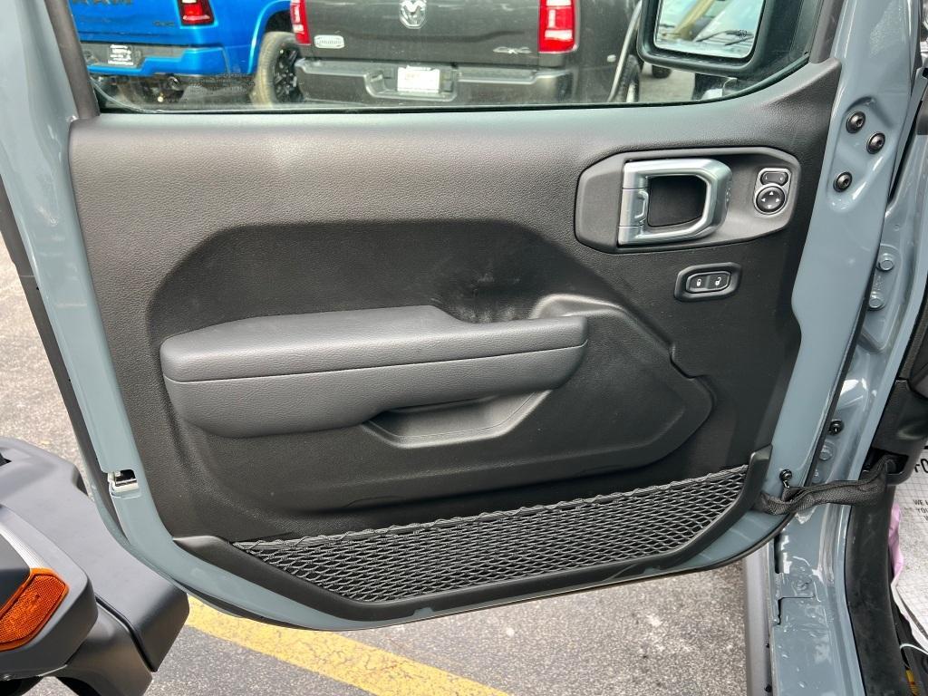 new 2025 Jeep Wrangler car, priced at $63,055