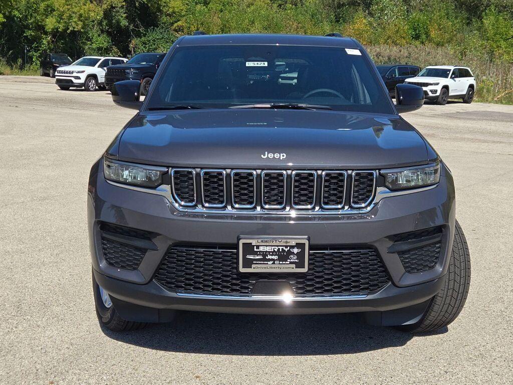 new 2025 Jeep Grand Cherokee car, priced at $40,750