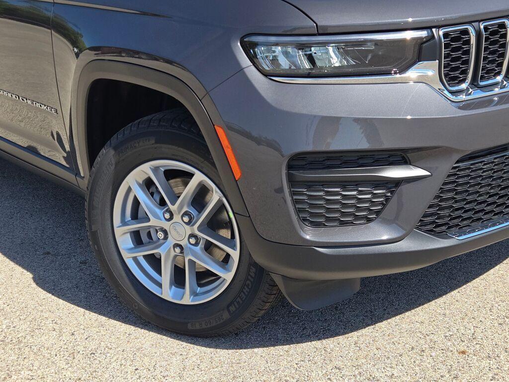 new 2025 Jeep Grand Cherokee car, priced at $40,750
